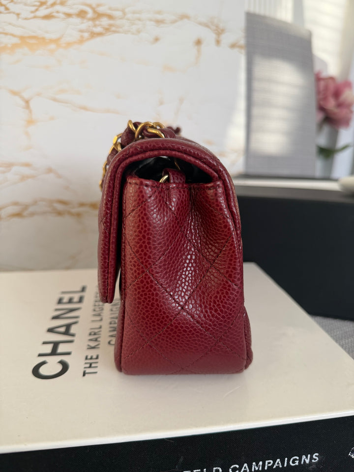 CHANEL series 21 15B collection Burgundy Caviar GHW Mini Rectangular Flap Bag 2015 RARE