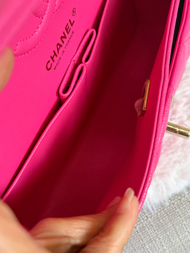 CHANEL 22P/K Hot Barbie Pink Caviar LGHW Small Timeless Classic Double Flap Bag 2022