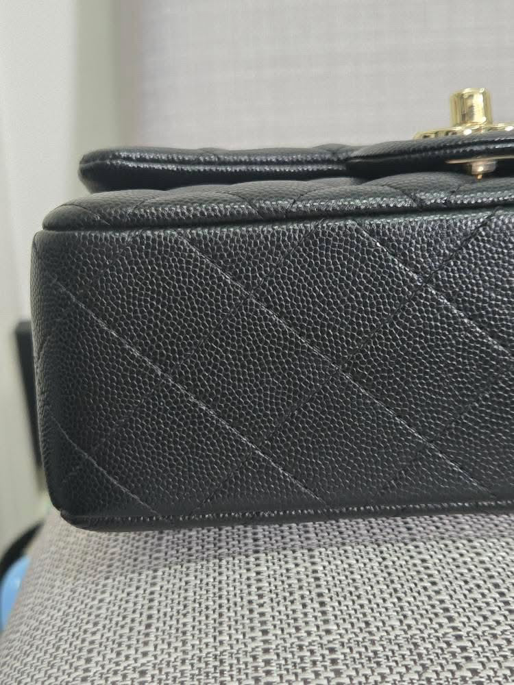 Chanel series 24 2017 17B Black caviar LGHW Mini Rectangular Flap Bag with Burgundy Leather lining