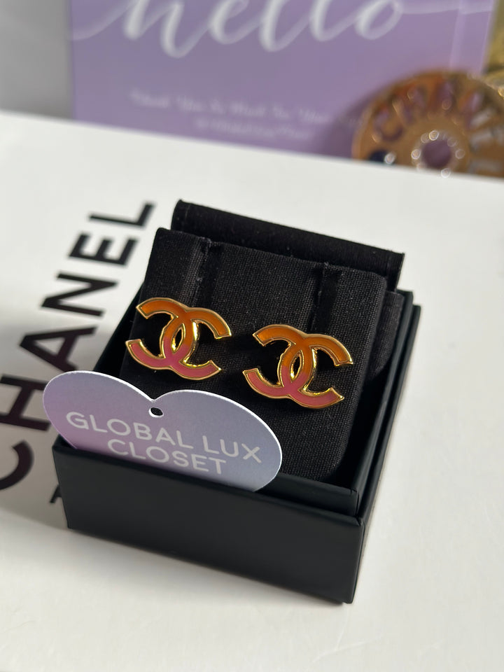Chanel 23C Ombré Pink and orange Gold tone earrings