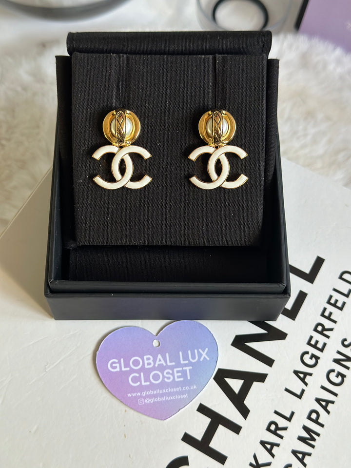 Chanel 22S White Resin Aged GHW earrings