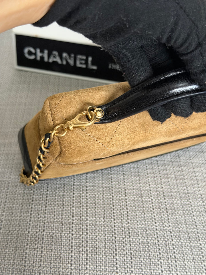 CHANEL 26S Beige Suede Black Calf skin aged GHW Long Vanity Case with Detachable Chain and top handle 2026