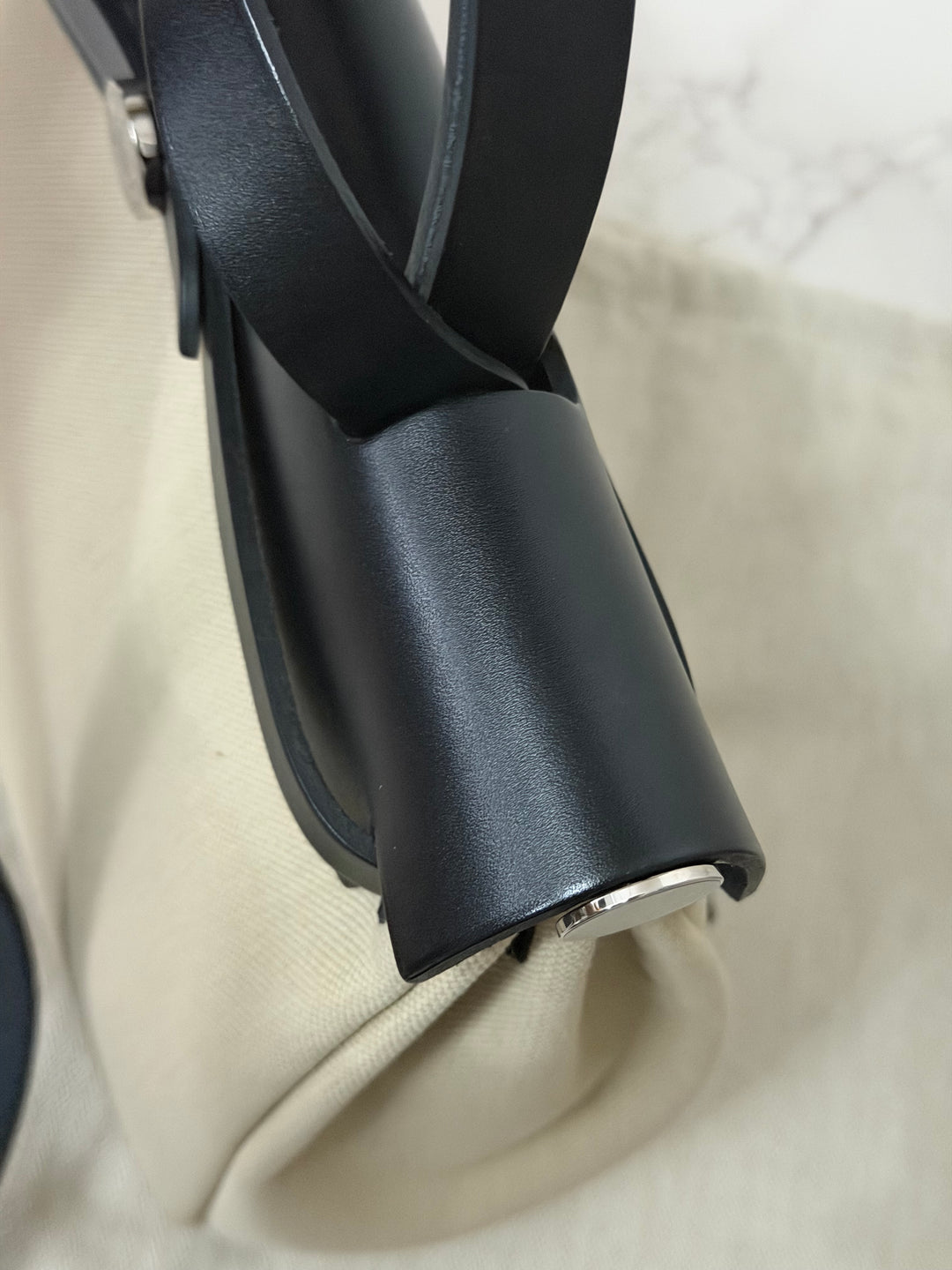 Hermes Herbag Zip 31 Bag in Noir/Beton Palladium Hardware