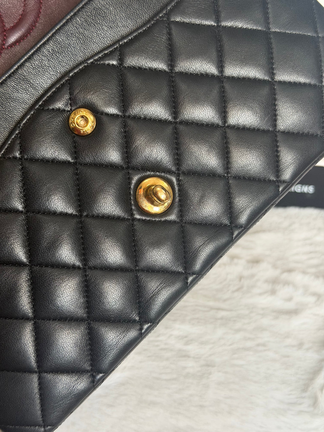CHANEL series 14 Black Lambskin GHW Medium ML Timeless Classic Double Flap Bag 2011