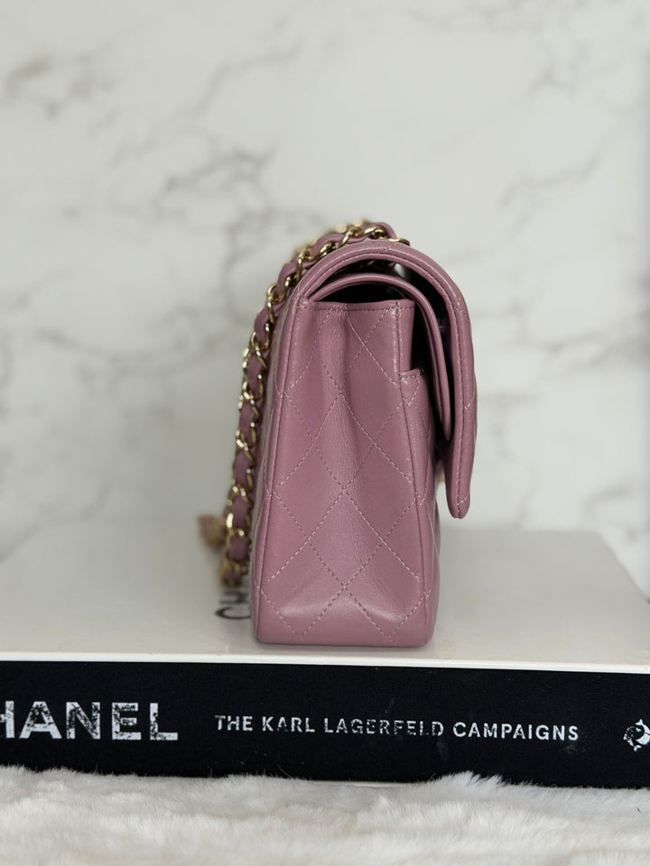 CHANEL series 21 Mauve Pink Purple Lambskin LGHW Medium ML Timeless Classic Double Flap Bag 2015