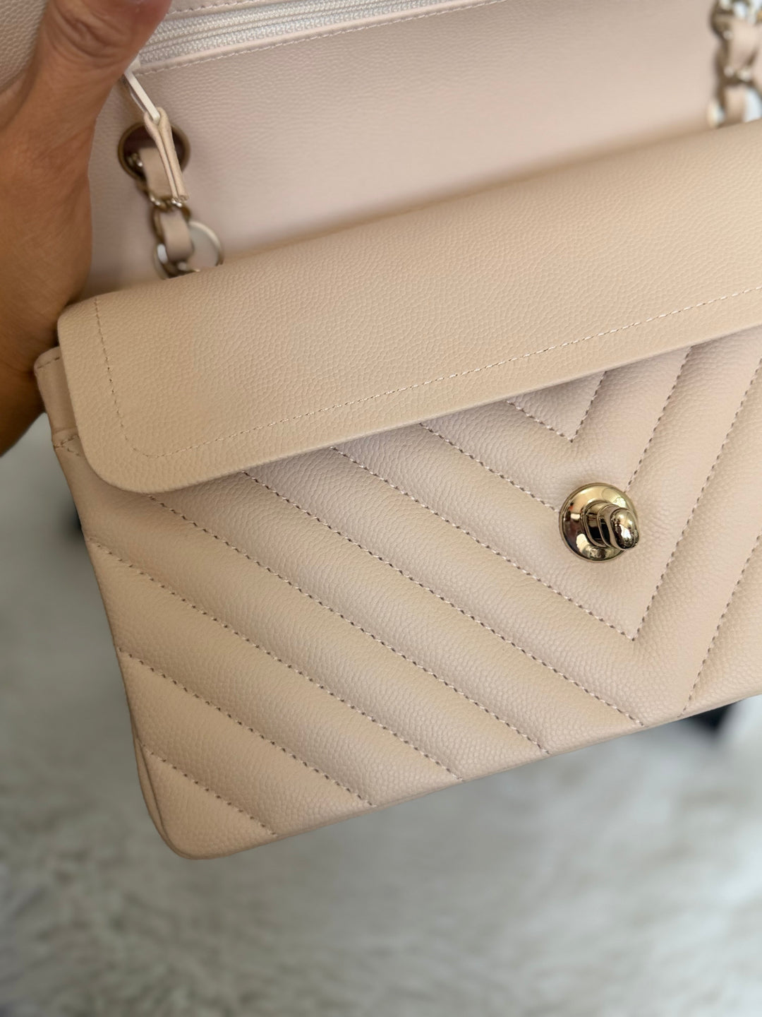 CHANEL series 31 Beige Caviar LGHW Chevron Small timeless Classic double flap Bag 2020/2021