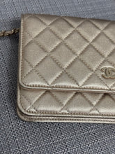 Load image into Gallery viewer, Chanel 21P 2021 Pre Spring/Summer Collection series 31 Iridescent Gold Lambskin Champagne GHW Classic Wallet on Chain (WOC)
