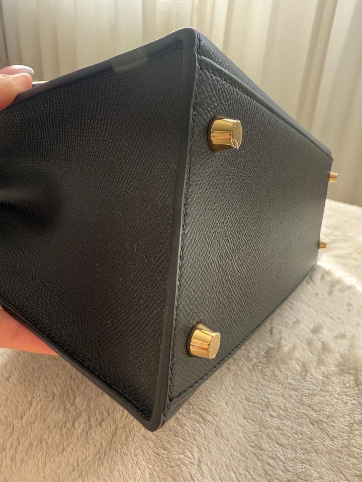 Hermès Kelly 28 Black Sellier Epsom Leather GHW Stamp B 2023 Kept unused Box fresh