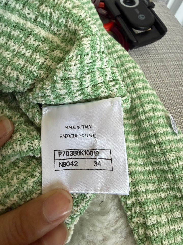 CHANEL 21C Green and White Knitted Cardigan size EU 34 2021