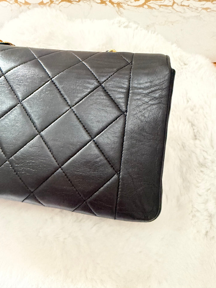 CHANEL Vintage series 2 24k GHW Hardware Diana Flap Bag size SMALL 1991-1994