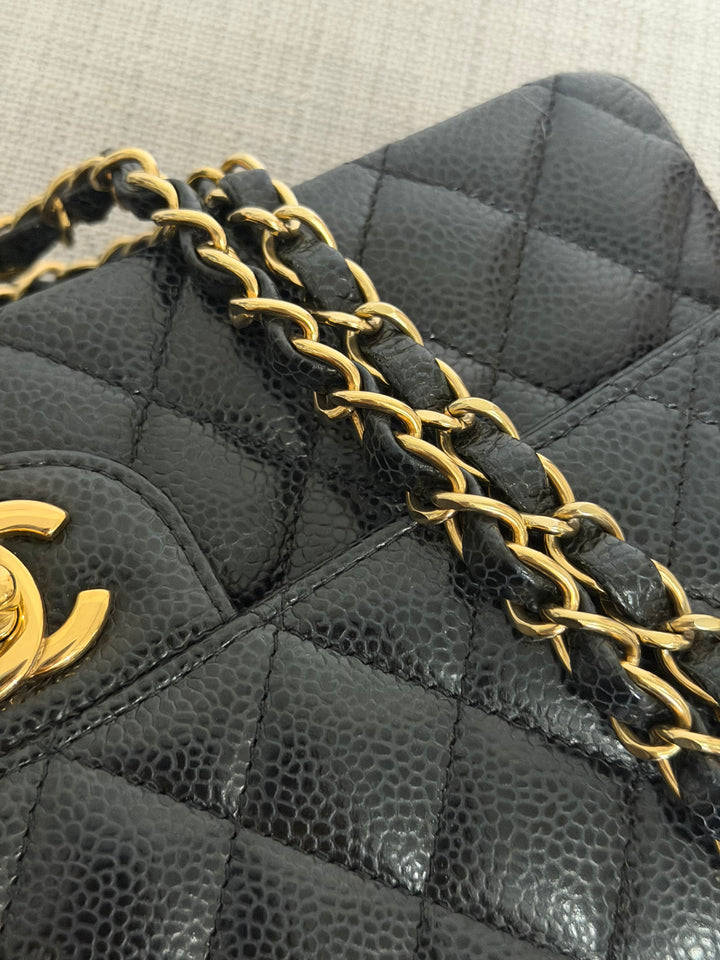 CHANEL 2022 Black Caviar GHW Timeless Classic Medium ML 11.12 Double Flap Bag
