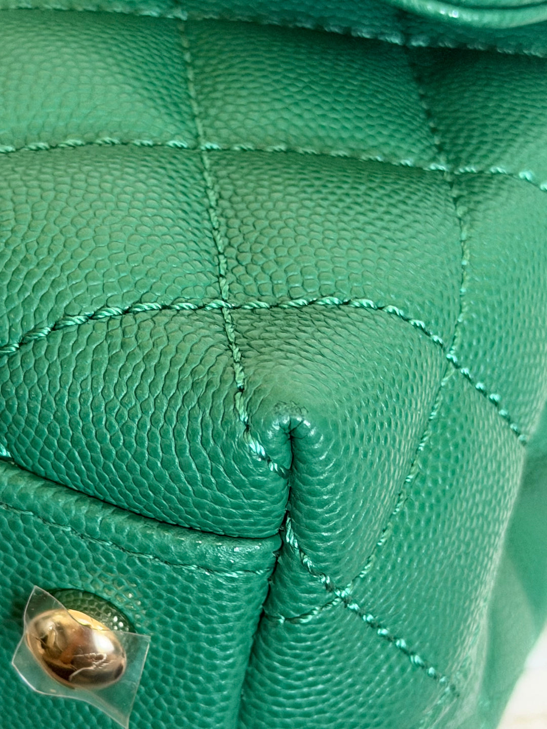 CHANEL 22A Green Caviar LGHW Coco Handle Flap Bag size Small 2022