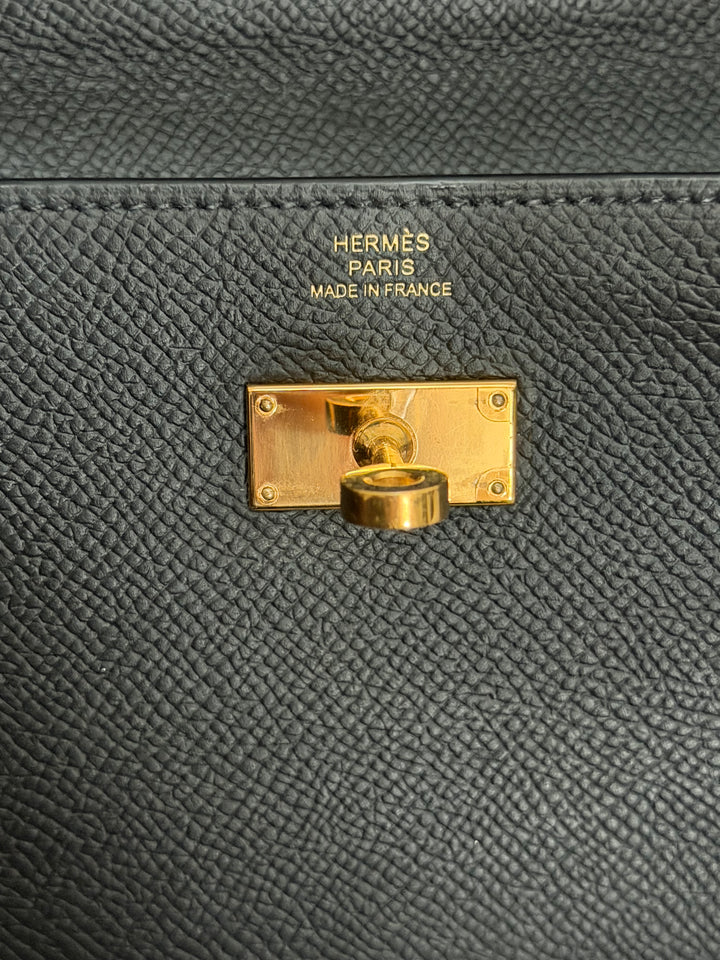 HERMES Noir Black Epsom Leather GHW Kelly To Go Stamp Z 2021