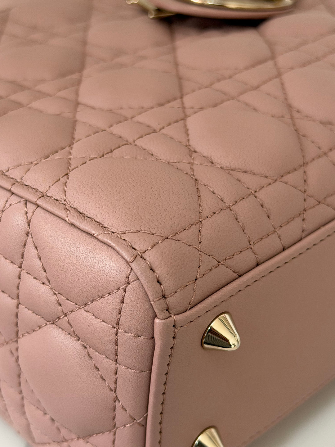DIOR Lady Dior In Blush Lambskin LGHW size SMALL 2020