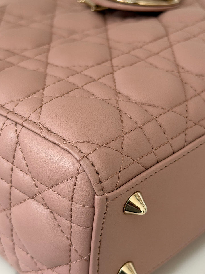 DIOR Lady Dior In Blush Lambskin LGHW size SMALL 2020