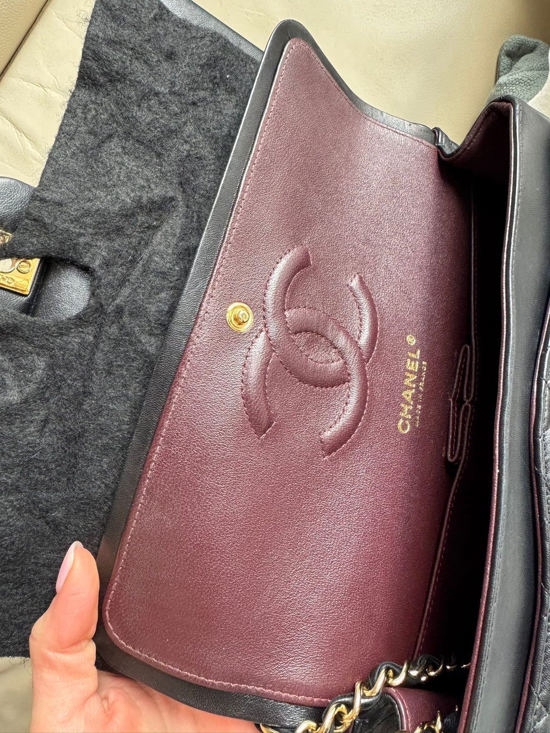 Chanel series 21 2015/2016 Black Lambskin GHW Medium Classic Double Flap Bag