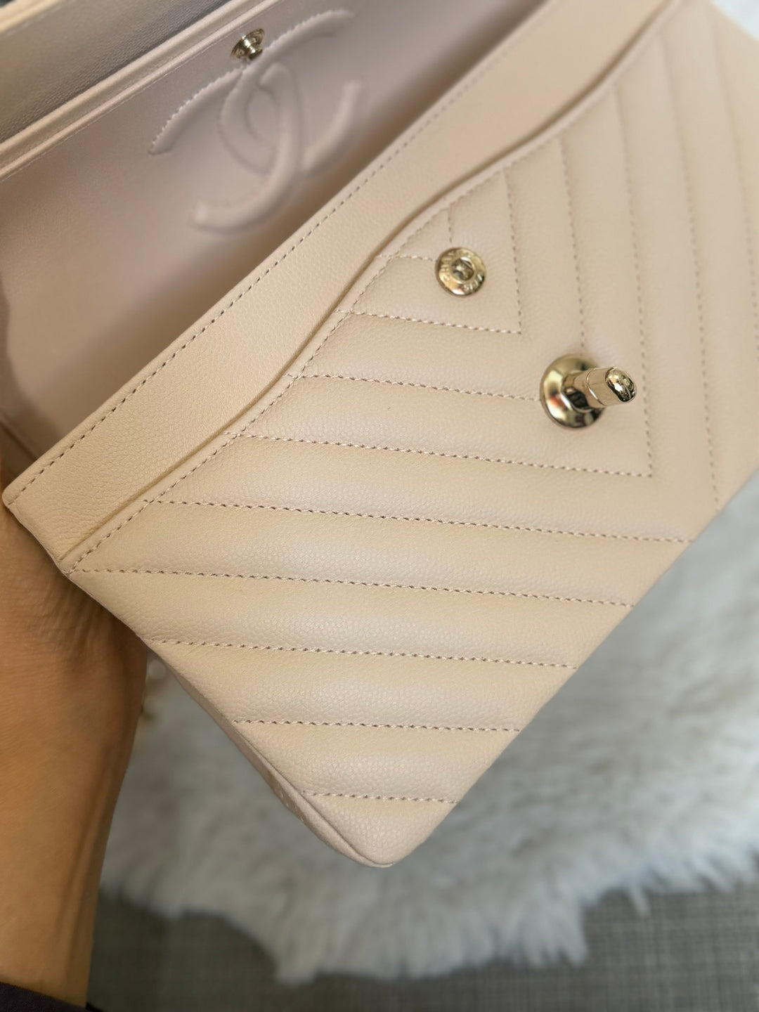 CHANEL series 31 Beige Caviar LGHW Chevron Small timeless Classic double flap Bag 2020/2021
