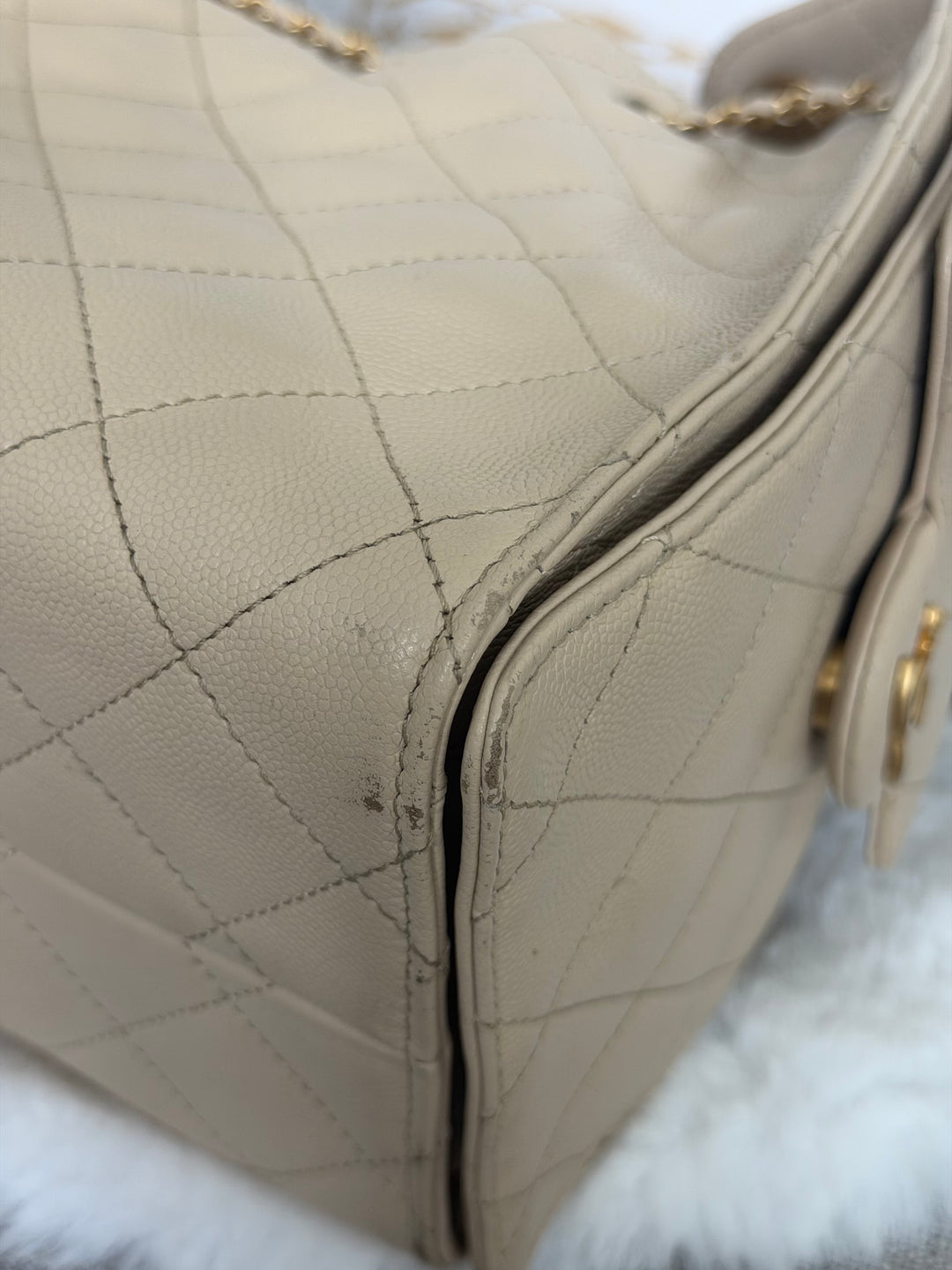 CHANEL Beige Caviar Aged GHW 25 Hobo Bag size SMALL 2025 25S collection