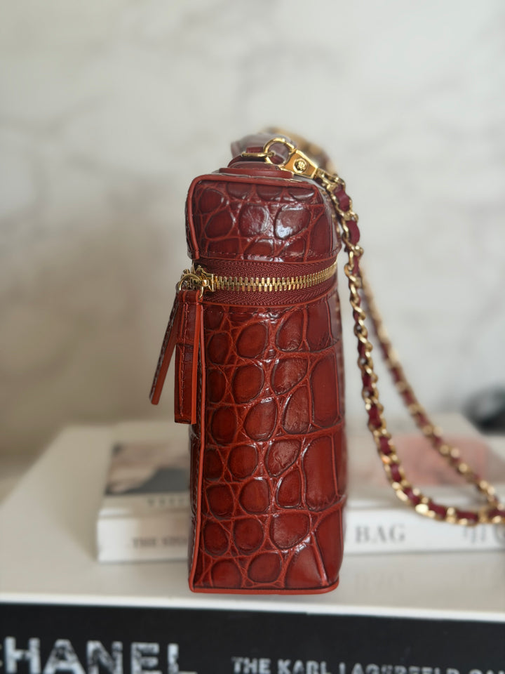 CHANEL 26B Croc Embossed Burgundy Calf Skin LP Long Vanity size Medium 23 cms 2026 Matthieu Blazy