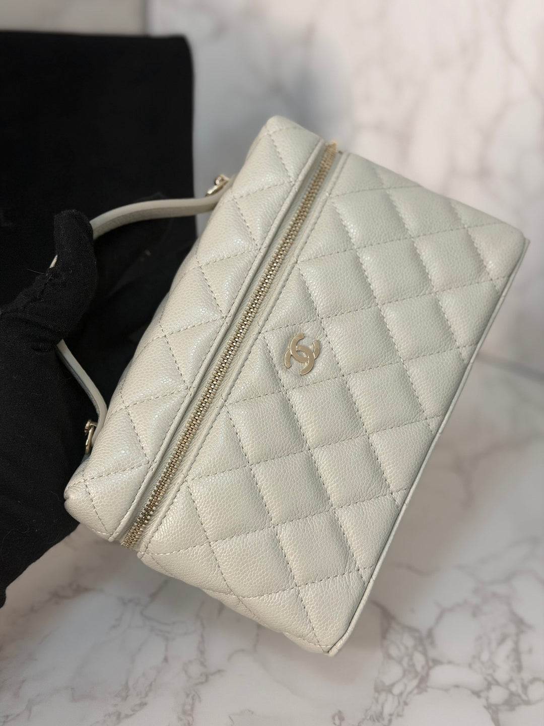 CHANEL 25B 2025 Light Grey Caviar LGHW Long Vanity Bag with Detachable Chain