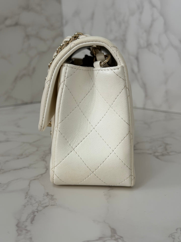 CHANEL series 23 2016 White Lambskin LGHW Mini Rectangular Flap Bag