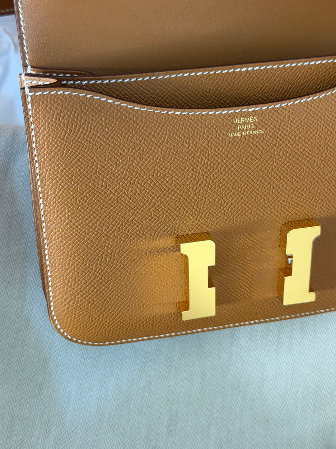 HERMÈS Constance 18 Gold Epsom Leather GHW Stamp B - 2023