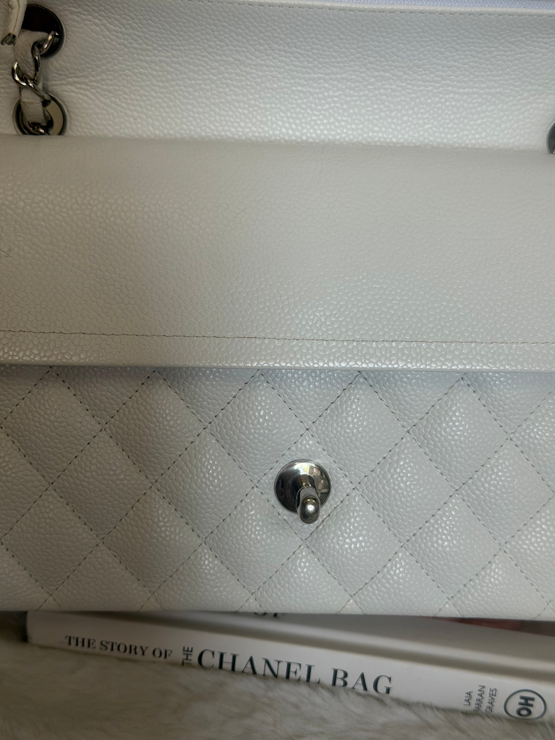 CHANEL series 12 Vintage White Caviar SHW Medium ML Timeless Classic Double Flap Bag 2009
