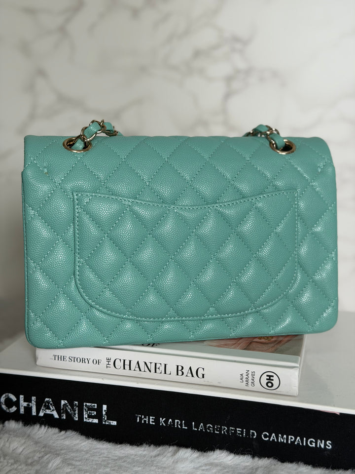 CHANEL 21S series 31 Tiffany Green/Blue Caviar LGHW Small Timeless Classic Double Flap Bag 2021 super rare