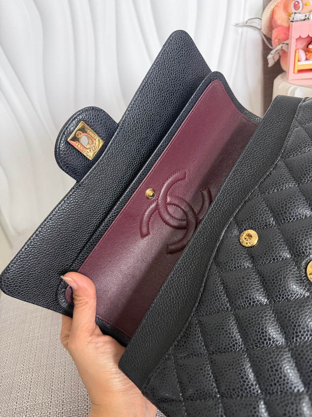 CHANEL 2022 Black Caviar GHW Timeless Classic Medium ML 11.12 Double Flap Bag