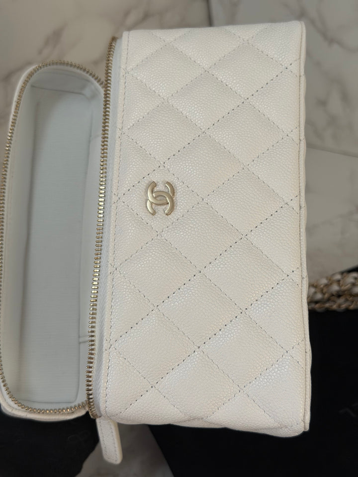 CHANEL 26C White Caviar LGHW Long Vanity with Detachable Chain
