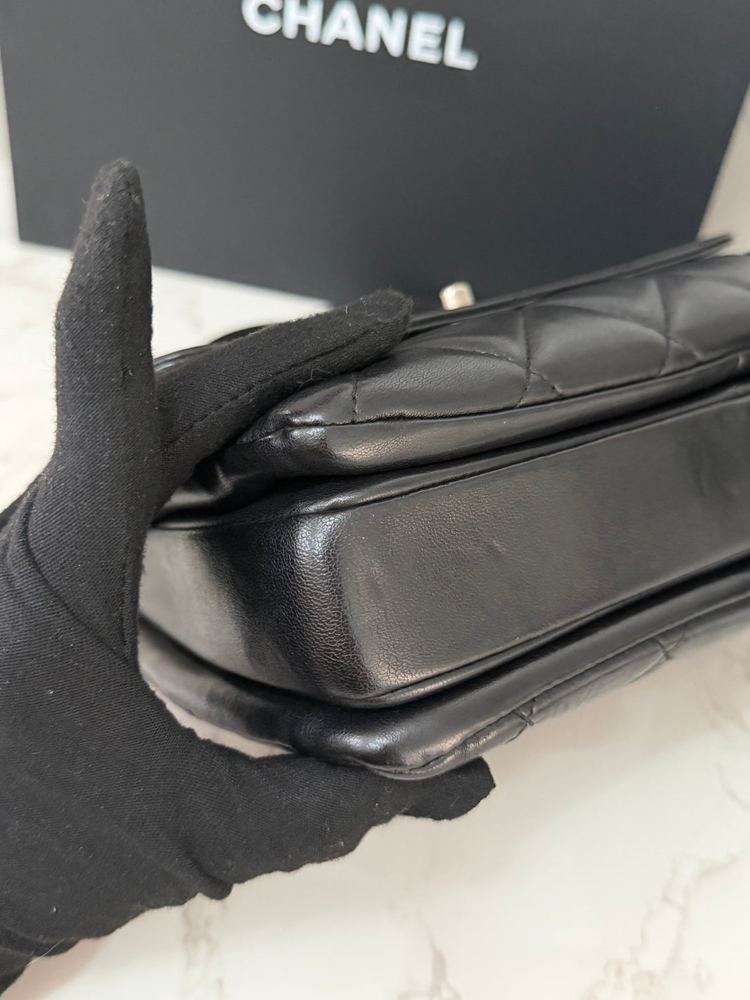 CHANEL series 24 Black Lambskin Silver HW Trendy CC Top Handle Flap Bag with Top Handle and detachable chain