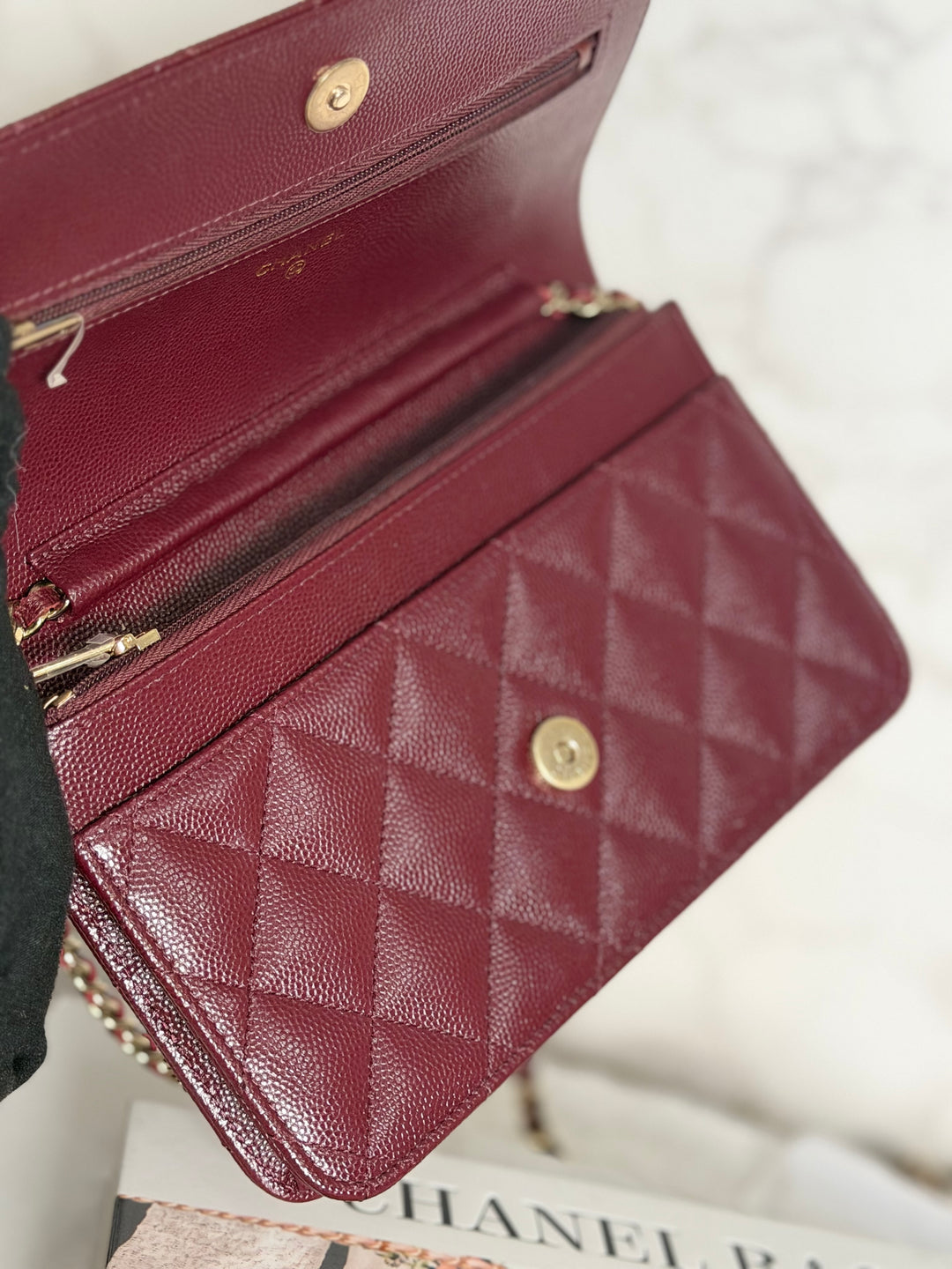 CHANEL 21B Burgundy Caviar LGHW Classic Wallet On Chain (WOC) 2021