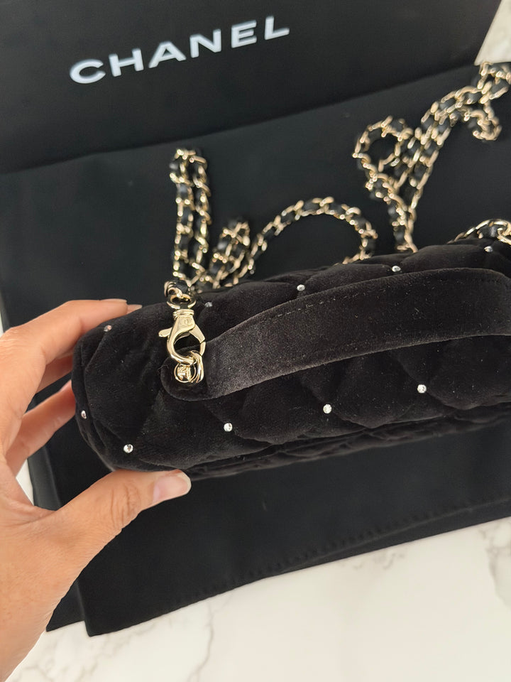 CHANEL 25K 2025 Black Velvet Diamanté Long Vanity with Detachable chain LGHW