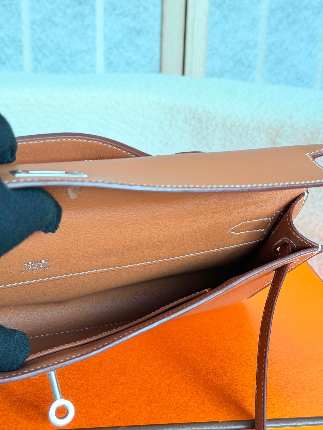 HERMÈS Kelly Cut Gold Swift Leather PHW 2014 Stamp R in []
