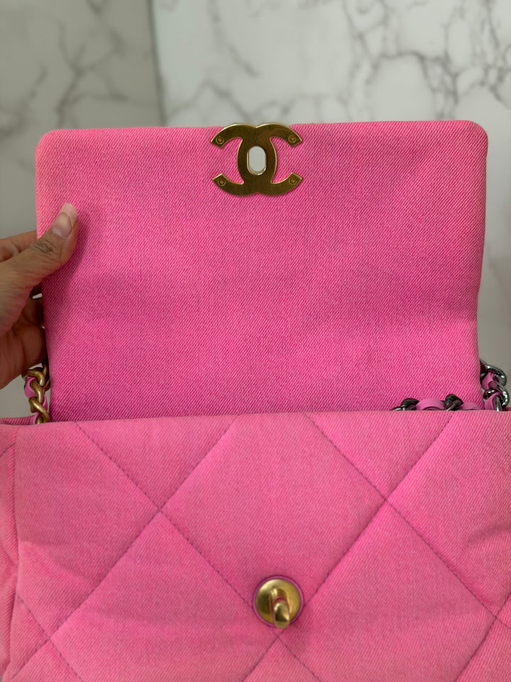 CHANEL 21S 2021 series 31 Pink Denim 19 size Small Flap Bag