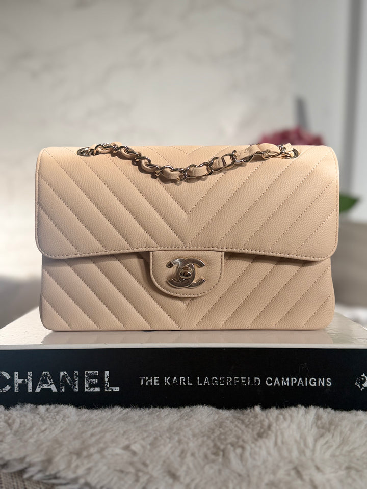 CHANEL series 31 Beige Caviar LGHW Chevron Small timeless Classic double flap Bag 2020/2021