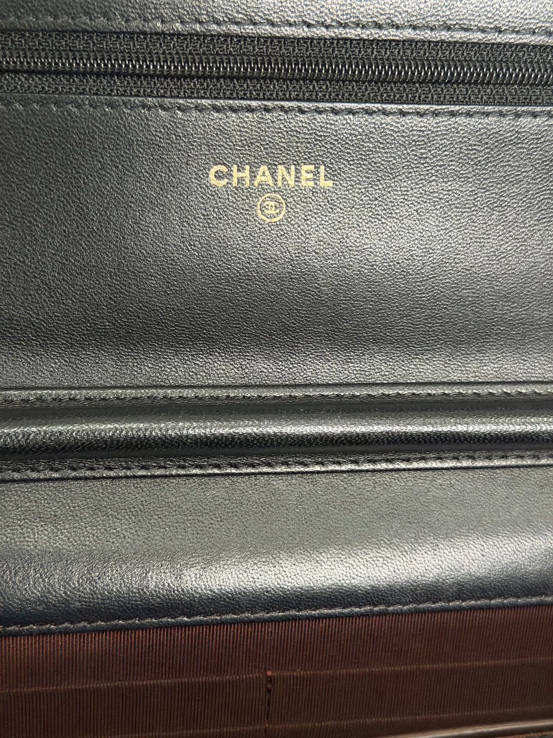 CHANEL series 25 2018 Black Lambskin LGHW Classic Wallet On Chain (WOC)