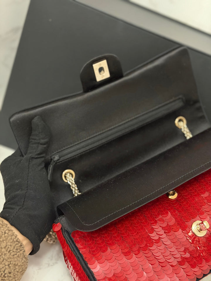 CHANEL series 13 2010 Red Sequin and Black Satin Paris-Shanghai Medium Flap Bag Gold Hardware