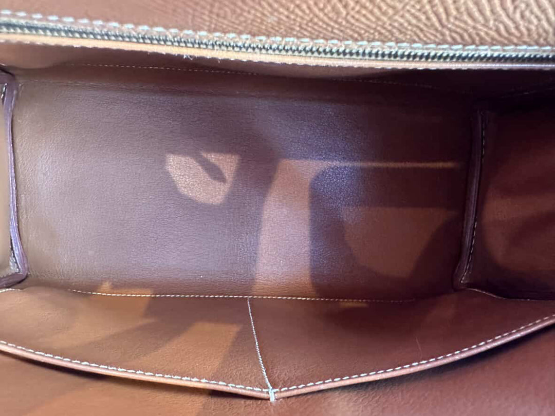 Hermes Gold Retourne Courcheval Leather GHW Vintage Stamp A in Sq (1997) Kelly 28