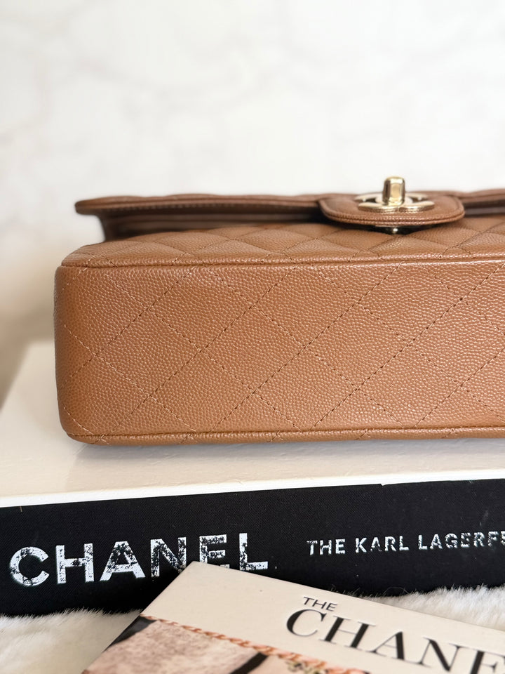 CHANEL 17C Brown Caramel Caviar LGHW Medium ML Timeless Classic Double Flap Bag 2016/2017