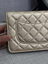 Load image into Gallery viewer, Chanel 21P 2021 Pre Spring/Summer Collection series 31 Iridescent Gold Lambskin Champagne GHW Classic Wallet on Chain (WOC)
