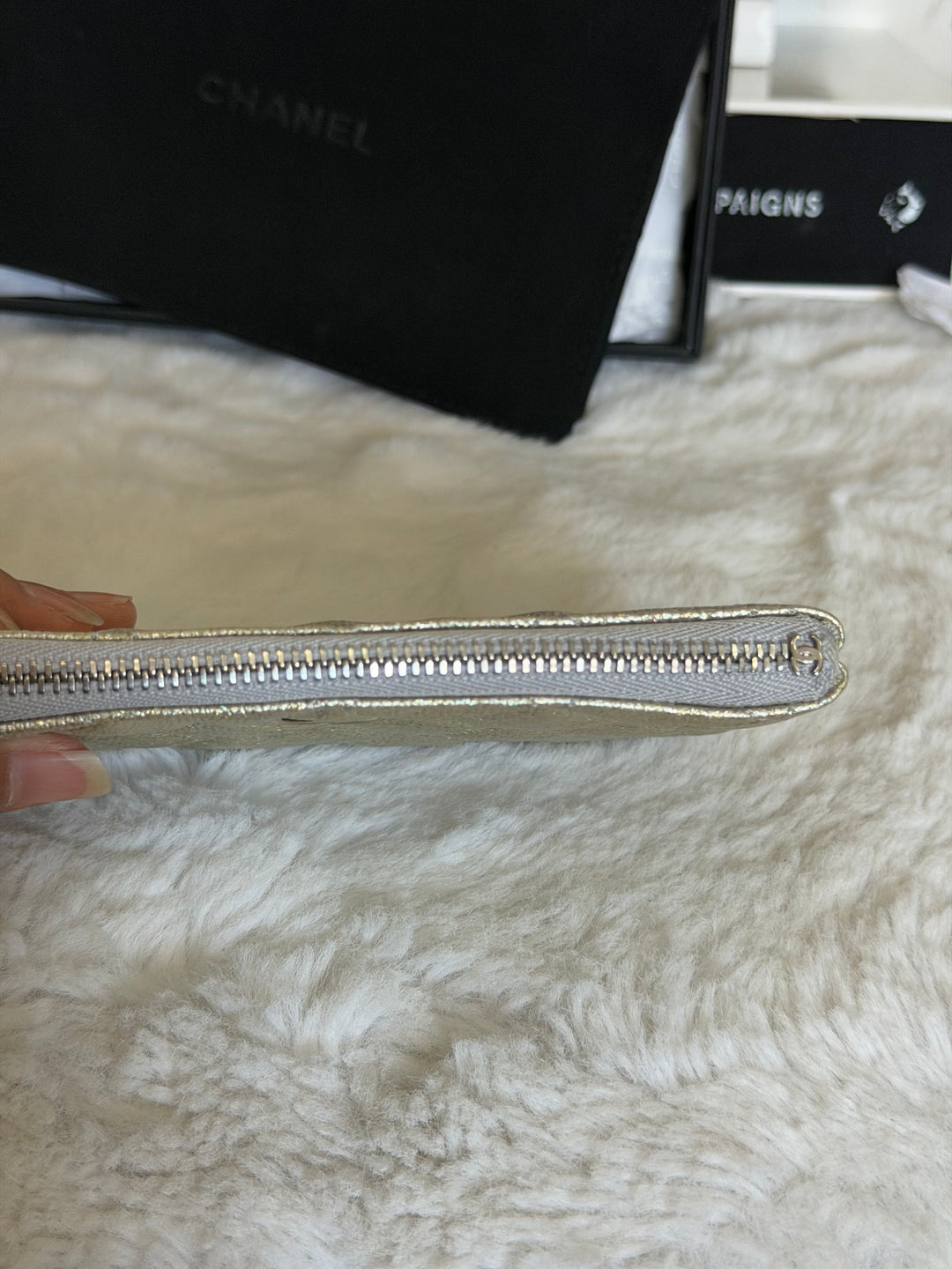 CHANEL 21K Glittery Silver Caviar SHW Mini O Case/Pouch 2021