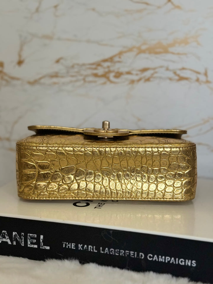 CHANEL series 28 19A Metiers d'Art collection Gold Croc Embossed Calf Skin Mini Rectangular Flap Bag with Aged GHW 2019 RARE