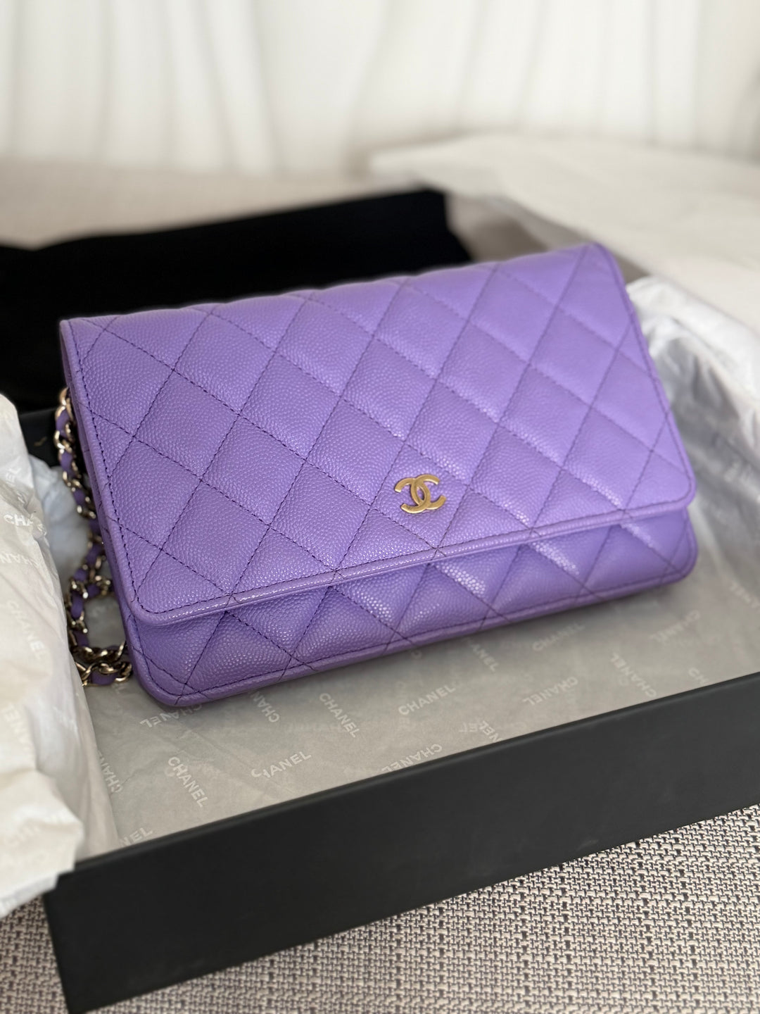 CHANEL series 28 20C Purple Caviar LGHW Classic Wallet on chain (WOC)