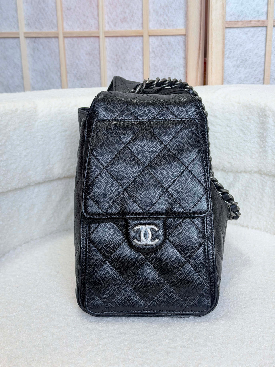CHANEL Black Caviar Ruthenium Hardware 25 Hobo Bag size SMALL