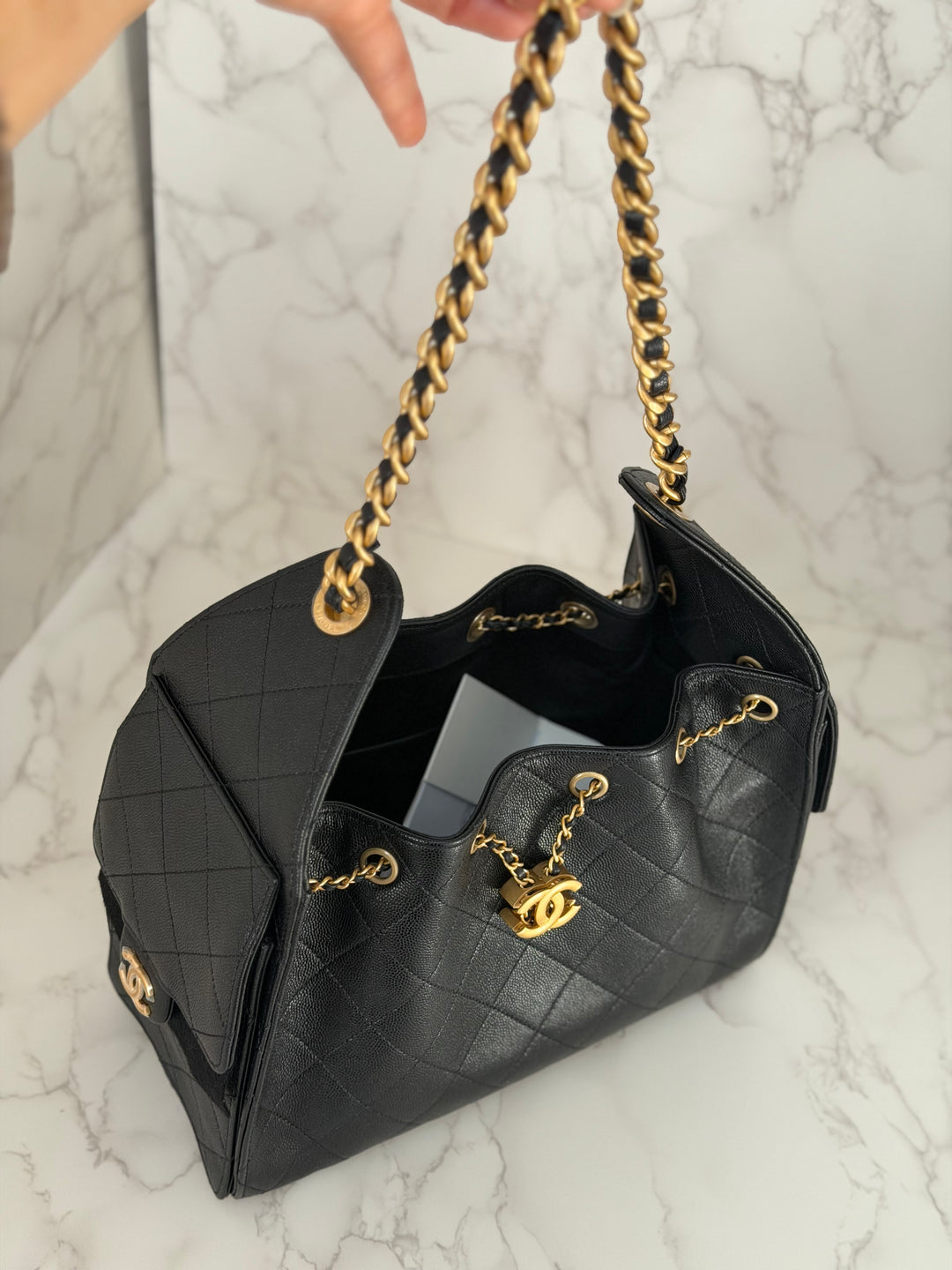 CHANEL 25 2025 size SMALL in Black Caviar Aged GHW Hobo Bag