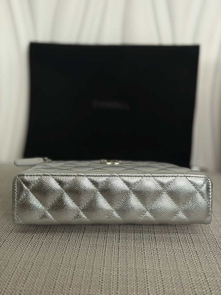 CHANEL 26C Silver Caviar SHW Long Vanity with detachable chain 2025/2026