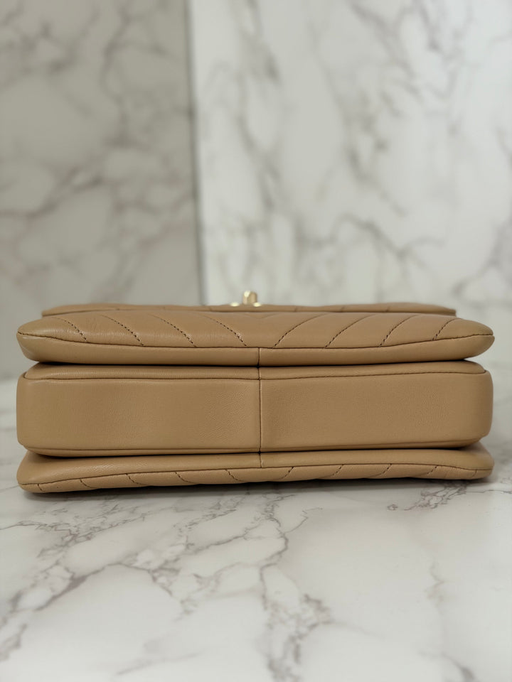 CHANEL series 27 2018 Dark Beige Lambskin LGHW Trendy CC Flap Bag size Small with Top Handle and detachable strap