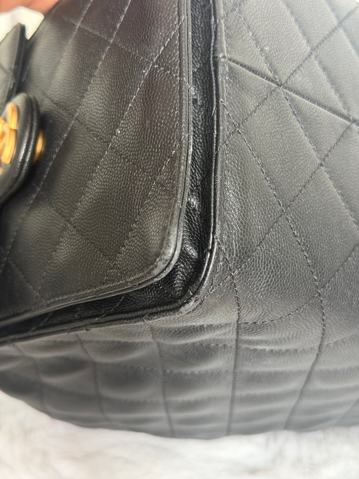 CHANEL Black Caviar aged GHW 25 Hobo Bag size Medium with detachable pouch 2025