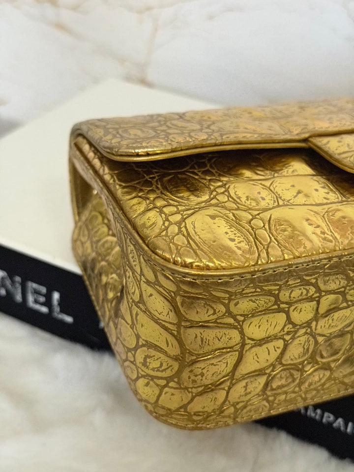 CHANEL series 28 19A Metiers d'Art collection Gold Croc Embossed Calf Skin Mini Rectangular Flap Bag with Aged GHW 2019 RARE